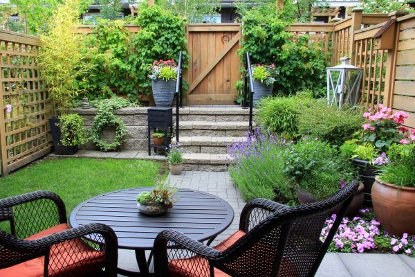 Small Yard Landscaping in Sparks