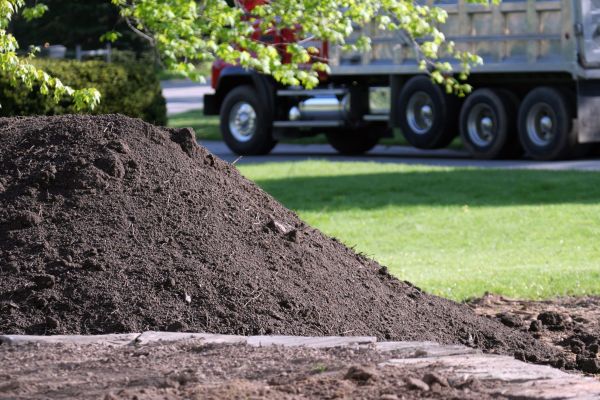 Yard Dirt Delivery in Sparks
