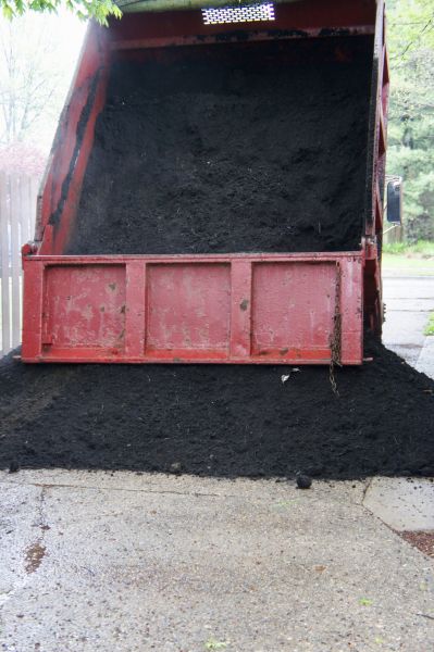 Topsoil Service in Sparks